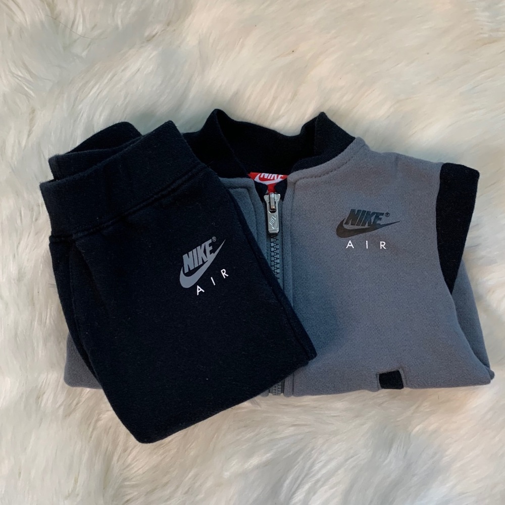 Nike Toddler Jacket and Jogger Set